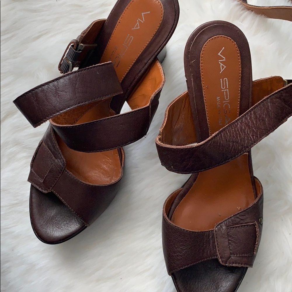 Fun Brown sandals